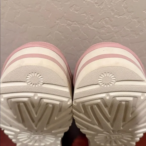 UGG Women’s Pop Punk Pink Platform Sneaker SZ 11 - Picture 14 of 14